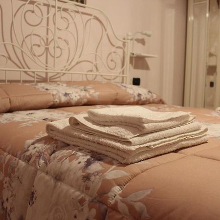 B&B Marilyn Равенна Экстерьер фото