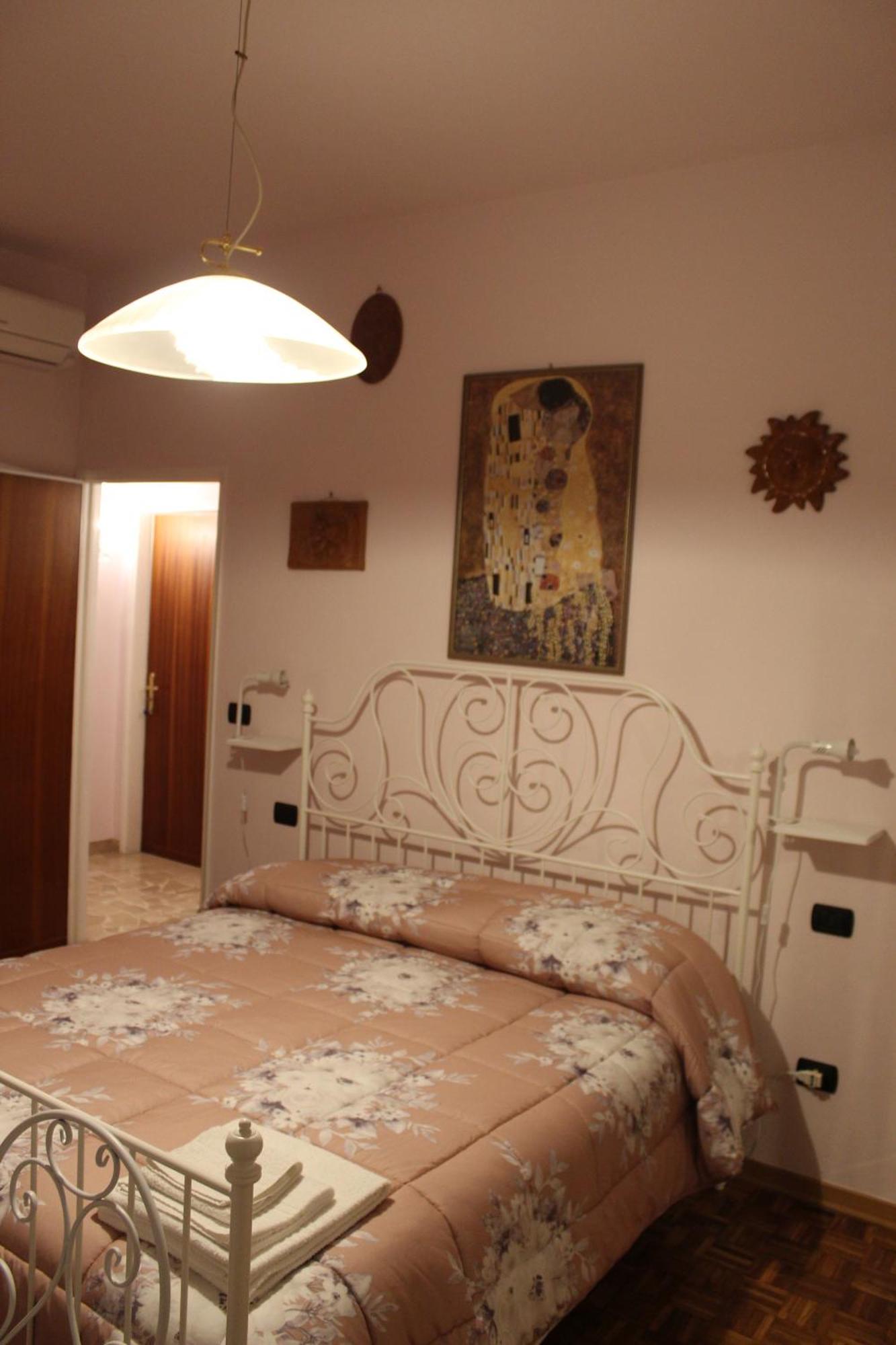 B&B Marilyn Равенна Экстерьер фото
