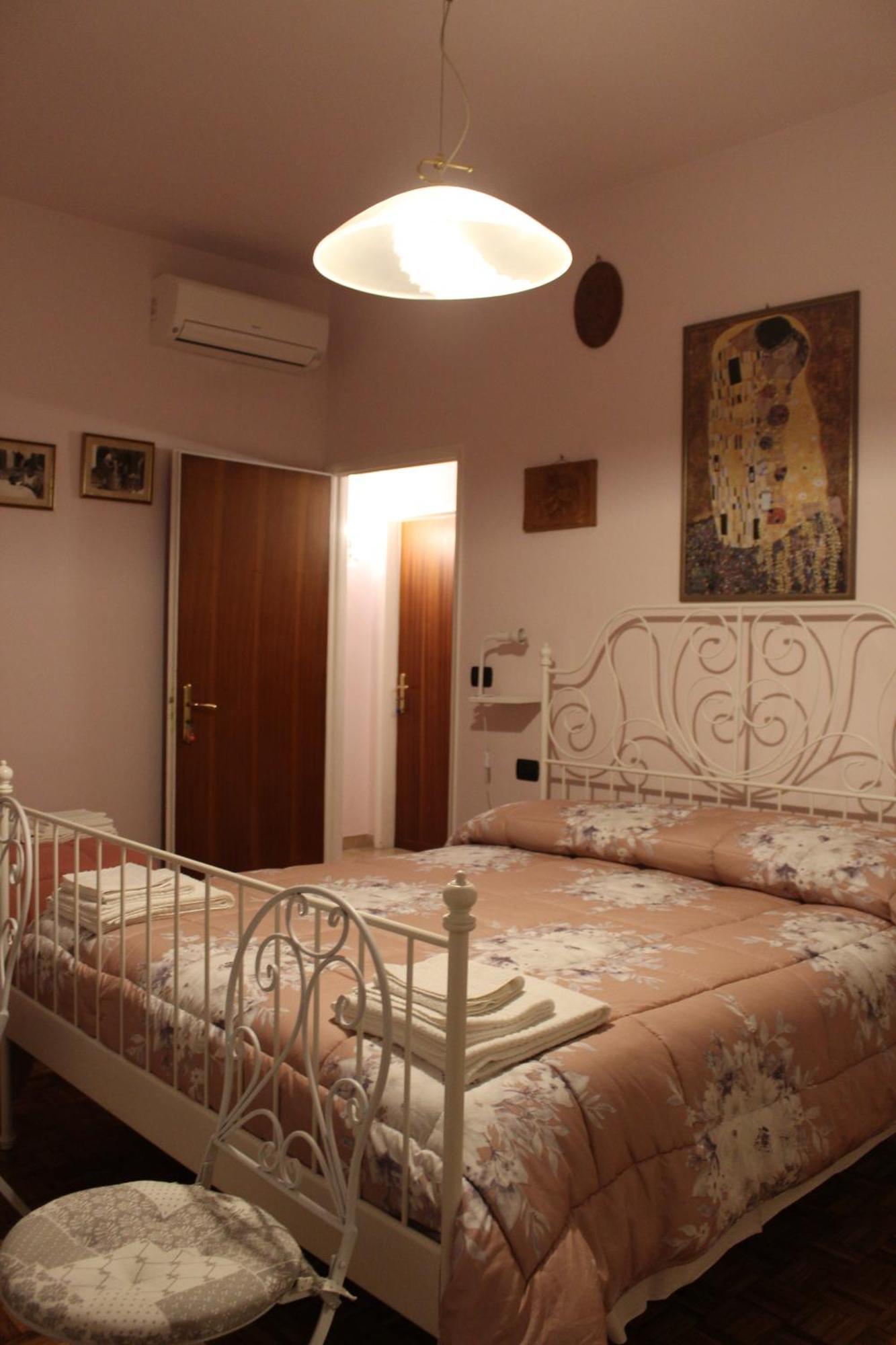 B&B Marilyn Равенна Экстерьер фото